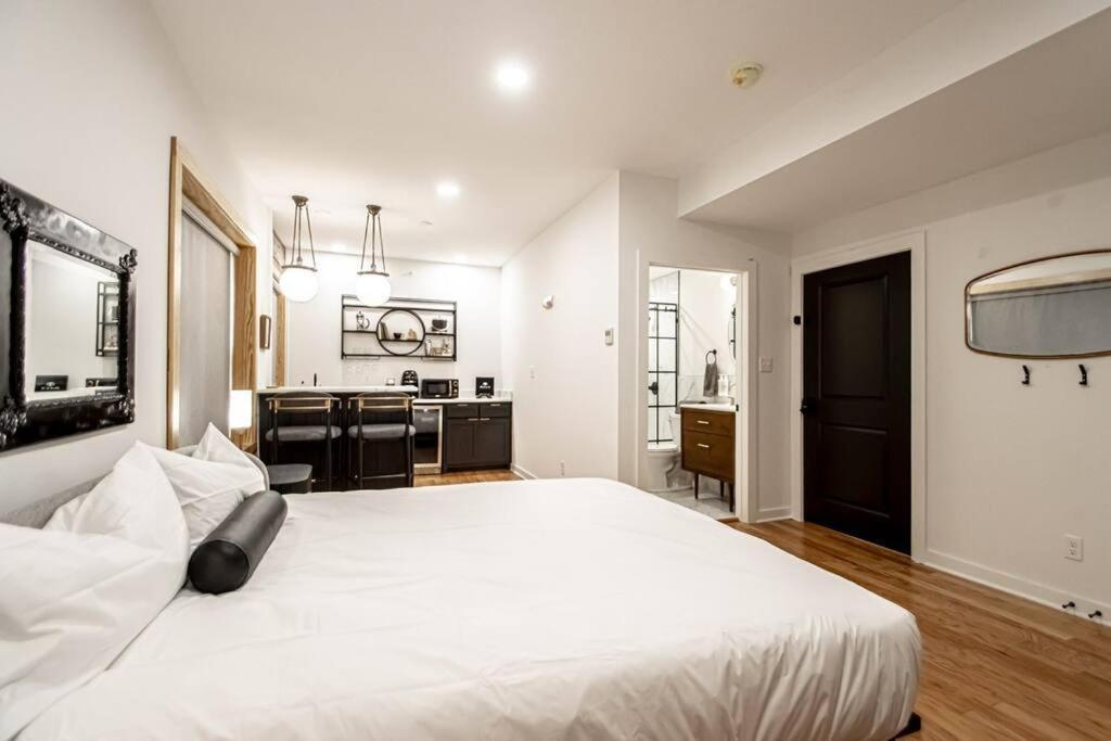 Historic Dtwn Studio, Walk To Bathhouses, Shops, Room # 103 Hot Springs Bagian luar foto