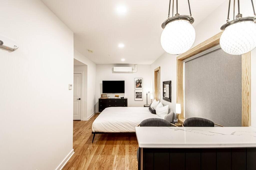 Historic Dtwn Studio, Walk To Bathhouses, Shops, Room # 103 Hot Springs Bagian luar foto